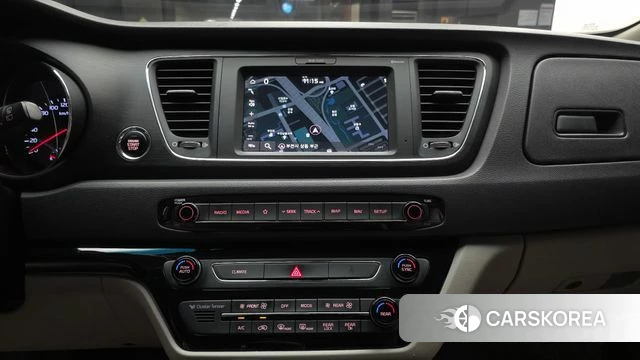 Kia The New Carnival 2019 Белый из Кореи, фото 5