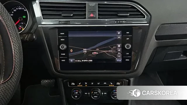 Volkswagen Tiguan second Generation 2020 Серебряный из Кореи, фото 5