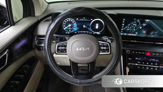 Kia Carnival 4th generation 2023 Черный из Кореи, фото 5