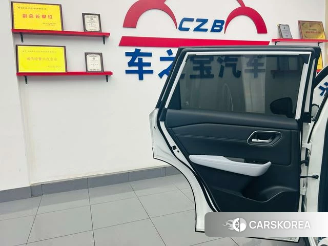 Nissan Qijun 2023 Белый из Китая, фото 5