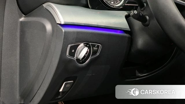 Mercedes-Benz E-Class W213 2019 Белый из Кореи, фото 5