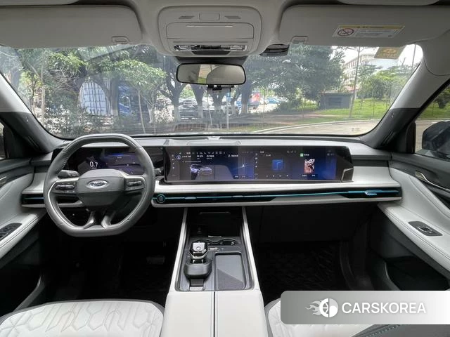 Ford Sharp World 2023 Серебристо-серый из Китая, фото 5