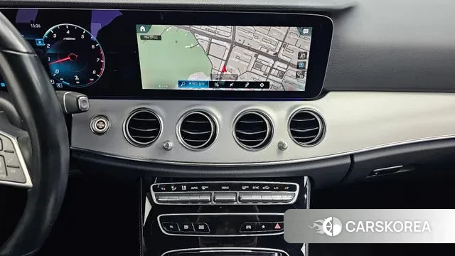 Mercedes-Benz E-Class W213 2021 Черный из Кореи, фото 5