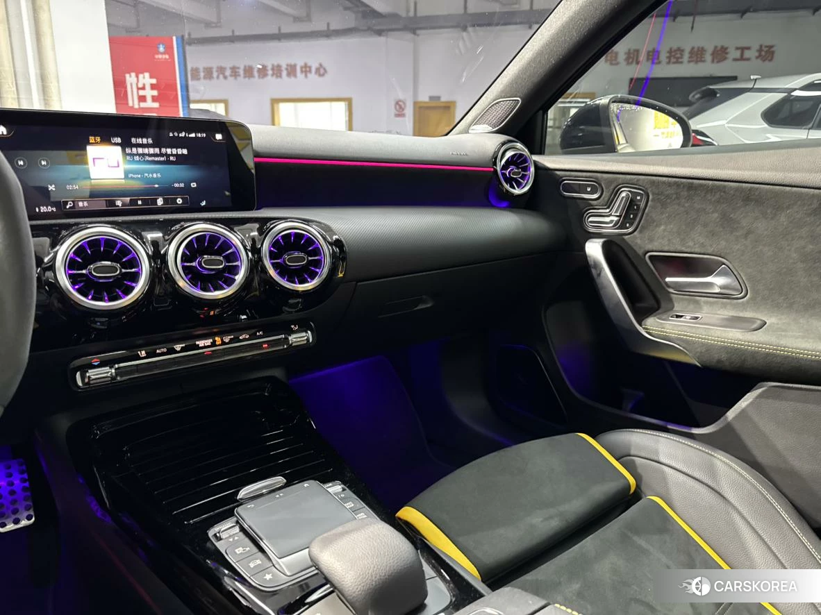 Mercedes-Benz Class A AMG (imported) 2021 Серебристо-серый из Китая, фото 5