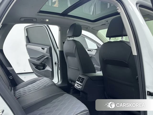 Volkswagen Sagitar 2022 Белый из Китая, фото 5