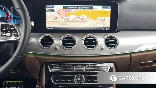 Mercedes-Benz E-Class W213 2019 Белый из Кореи, фото 5