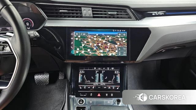 Audi e-Tron 2021 Черный из Кореи, фото 5