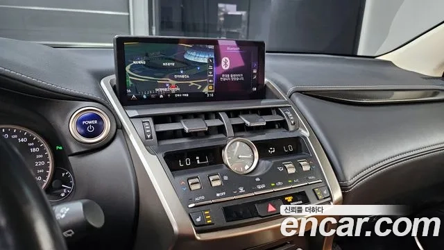 Lexus NX300h 2019 Черный из Кореи, фото 5