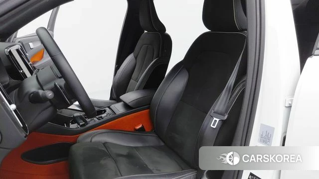 Volvo XC40 2019 Белый из Кореи, фото 5