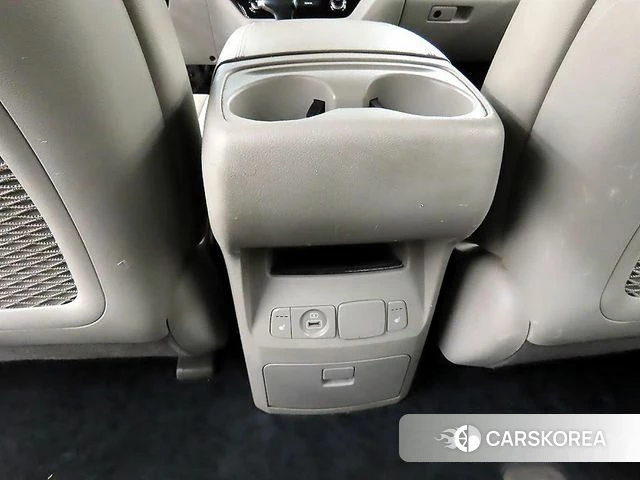 Kia The New Carnival 2018 Белый из Кореи, фото 5