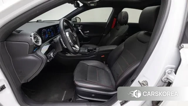 Mercedes-Benz A-Class W177 2021 Белый из Кореи, фото 5