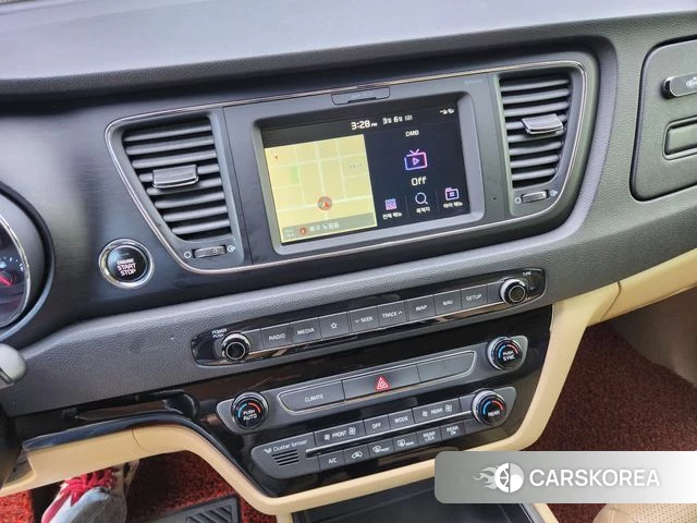 Kia The New Carnival 2019 Белый из Кореи, фото 5