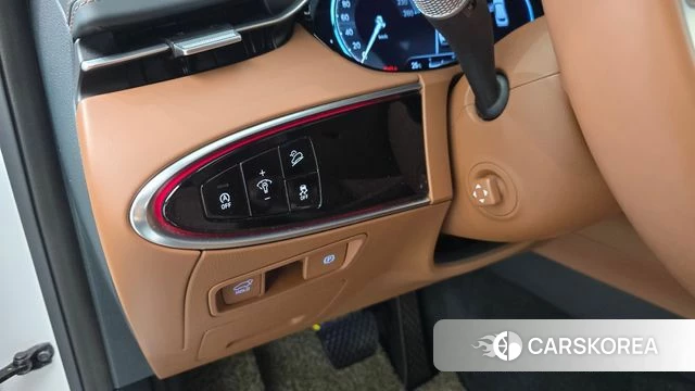 Genesis GV70 2023 Белый из Кореи, фото 5