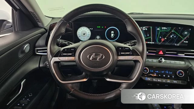 Hyundai Avante Hybrid (CN7) 2022 Белый из Кореи, фото 5