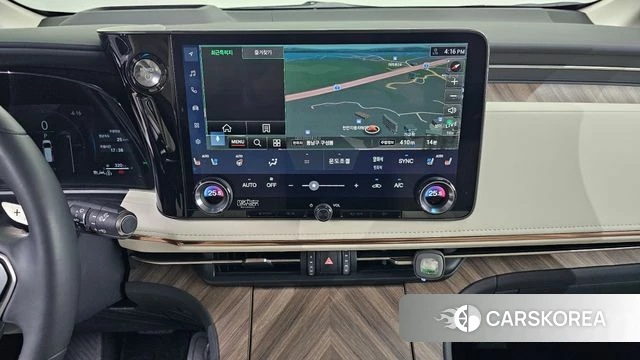 Lexus LM Second Generation 2024 Черный из Кореи, фото 5