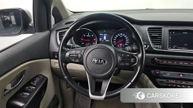 Kia The New Carnival 2018 Серебряный из Кореи, фото 5