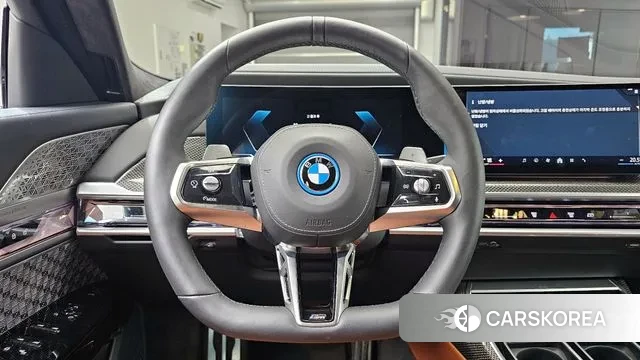 BMW 7 Series (G70) 2024 Серый из Кореи, фото 5