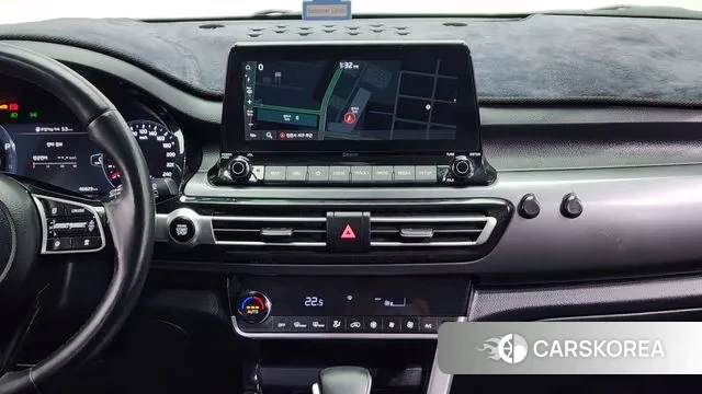 Kia Seltos 2022 Белый из Кореи, фото 5