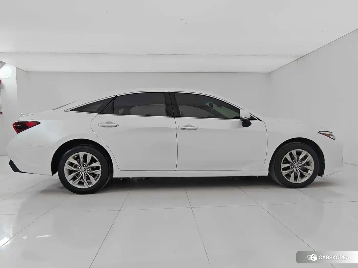 Toyota Avalon 2021 Белый из Китая, фото 6