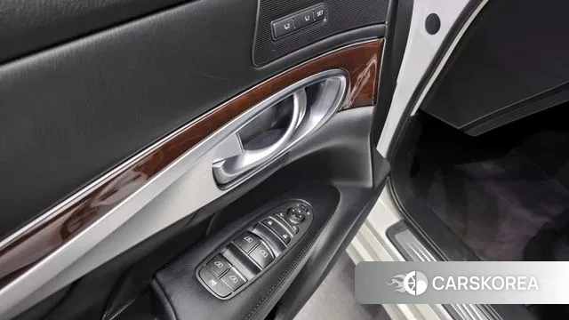 Infiniti Q70 2018 Белый из Кореи, фото 5