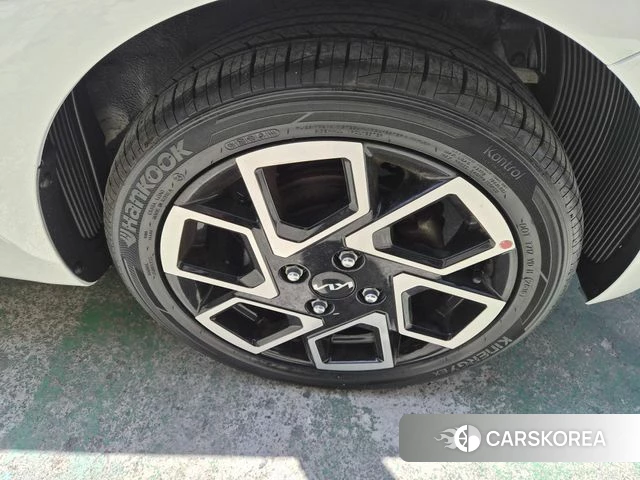 Kia The New Kia Ray 2023 Белый из Кореи, фото 5