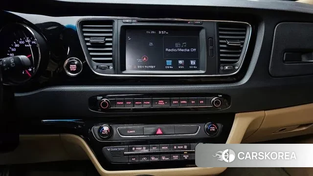 Kia All New Carnival 2018 Черный из Кореи, фото 5