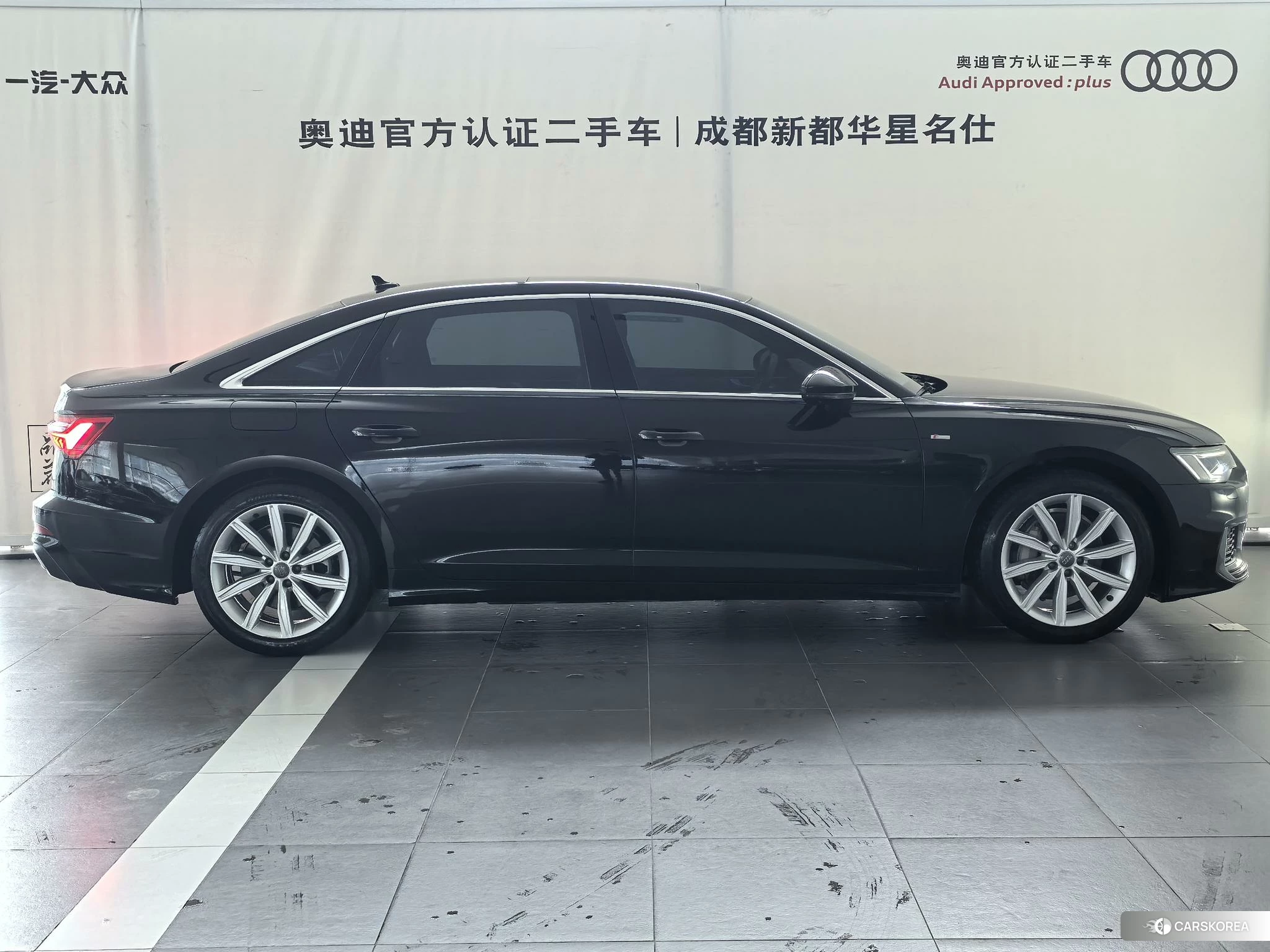 Audi A6L 2020 Черный из Китая, фото 5