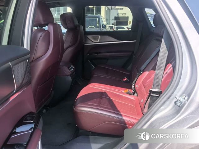 Cadillac XT5 2024 Серебристо-серый из Китая, фото 5