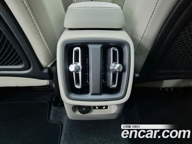 Volvo XC40 id 2616237 из Кореи 5