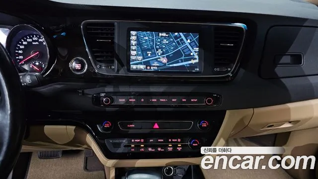 Kia The New Carnival 2020 Белый из Кореи, фото 5