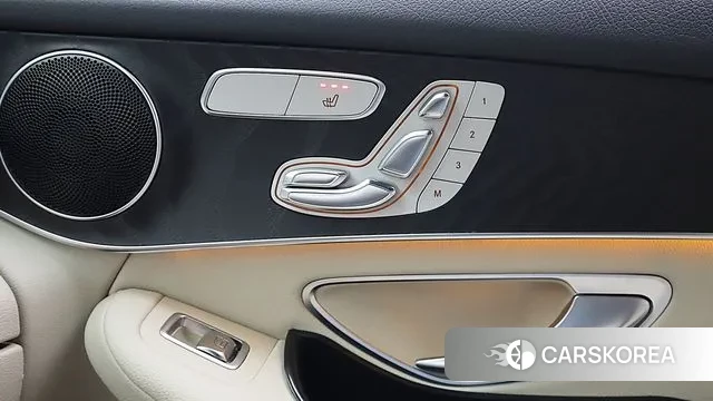 Mercedes-Benz GLC-Class X253 2019 Белый из Кореи, фото 5