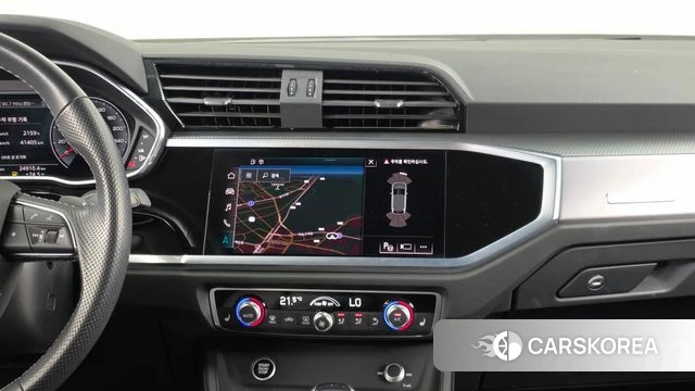 Audi Q3 (F3) 2022 Белый из Кореи, фото 5