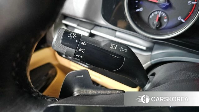 Kia Carnival 4th generation 2022 Белый из Кореи, фото 5