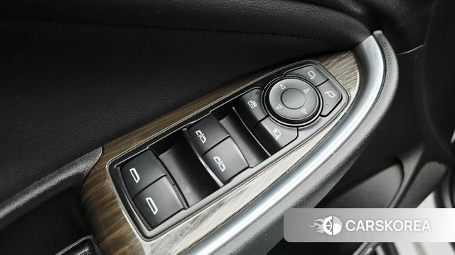 Chevrolet (GM Daewoo) The New Malibu 2019 Белый из Кореи, фото 5