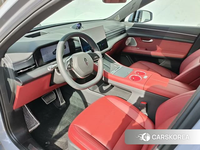 AITO Ask the world M5 2025 Серебристо-серый из Китая, фото 5