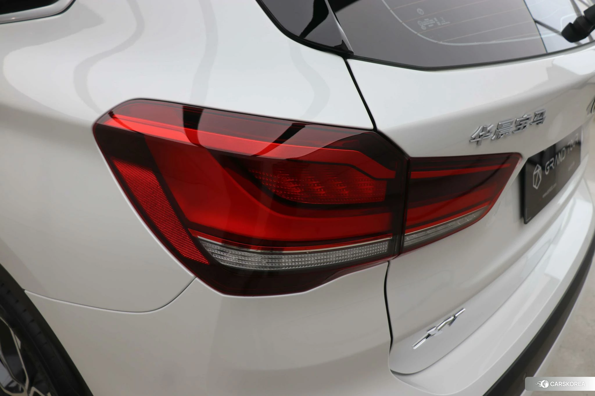BMW X1 2021 Белый из Китая, фото 5