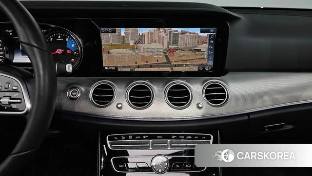 Mercedes-Benz E-Class W213 2018 Белый из Кореи, фото 5