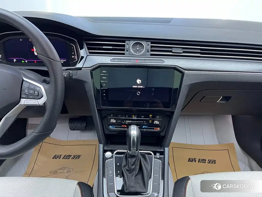 Volkswagen Magotan 2026 Черный из Китая, фото 5