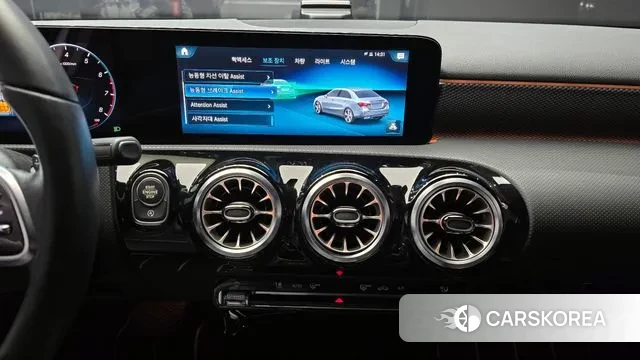 Mercedes-Benz A-Class W177 2022 Белый из Кореи, фото 5