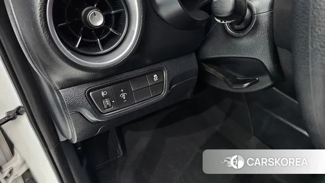 Kia The New K3 2nd generation 2024 Белый из Кореи, фото 5