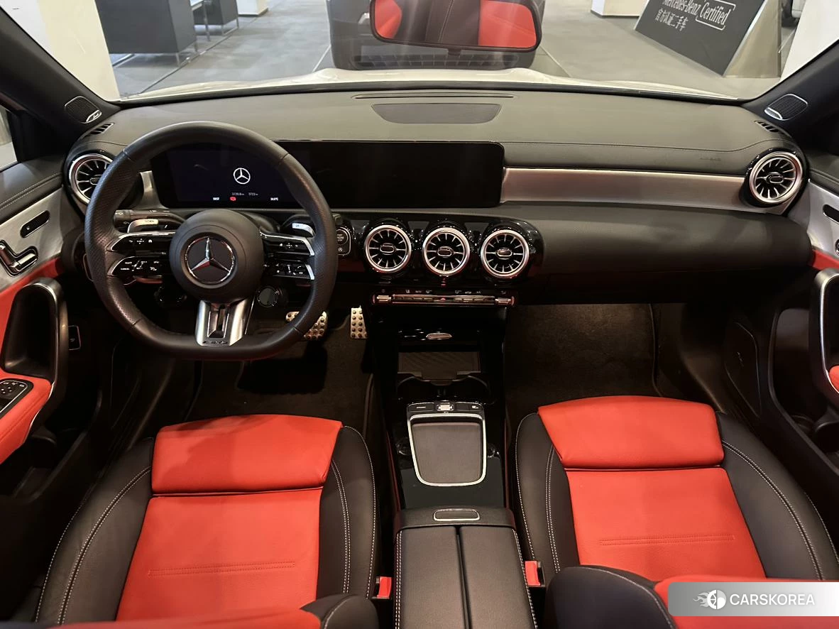 Mercedes-Benz AMG A-Class 2024 Белый из Китая, фото 5