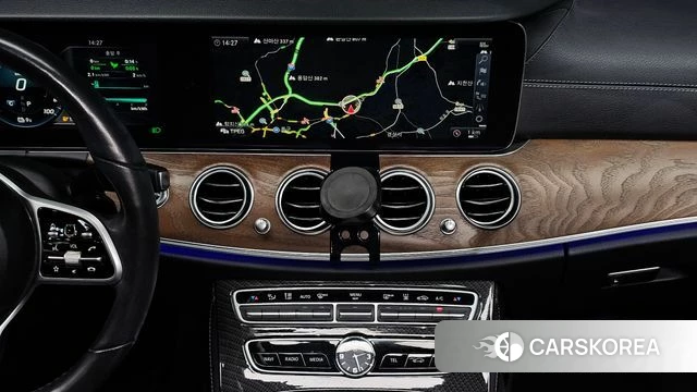 Mercedes-Benz E-Class W213 2019 Белый из Кореи, фото 5
