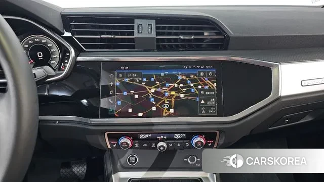 Audi Q3 (F3) 2025 Черный из Кореи, фото 5