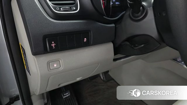 Kia The New Carnival 2018 Серебристо-серый из Кореи, фото 5