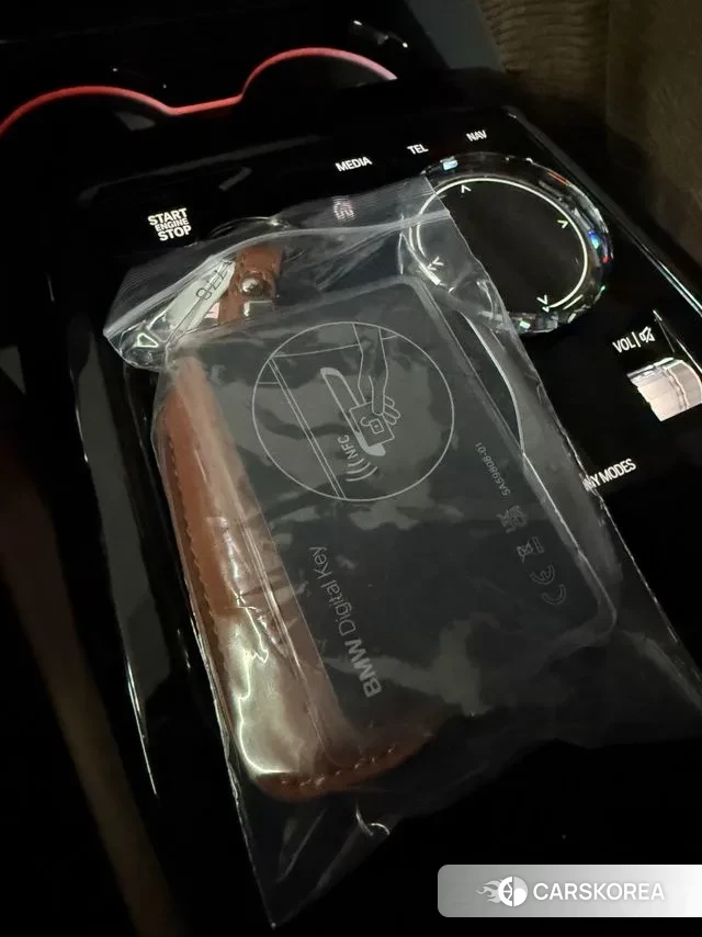 BMW 5 Series (G60) 2025 Цвет галактики из Кореи, фото 5