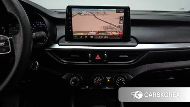 Kia The New K3 2nd generation 2023 Белый из Кореи, фото 5