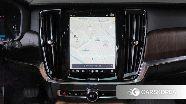 Volvo V90 Cross-Country 2024 Черный из Кореи, фото 5