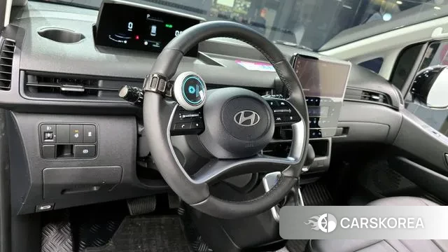 Hyundai Staria 2025 Серый из Кореи, фото 5