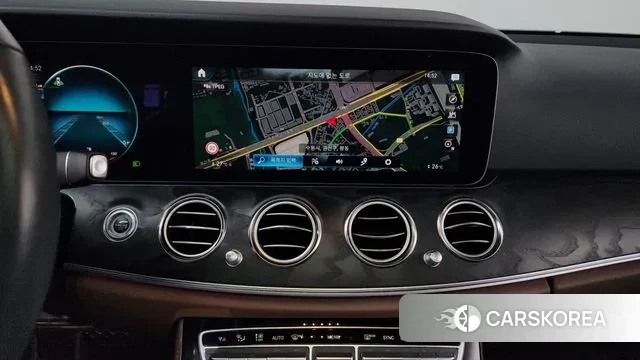 Mercedes-Benz E-Class W213 2023 Черный из Кореи, фото 5