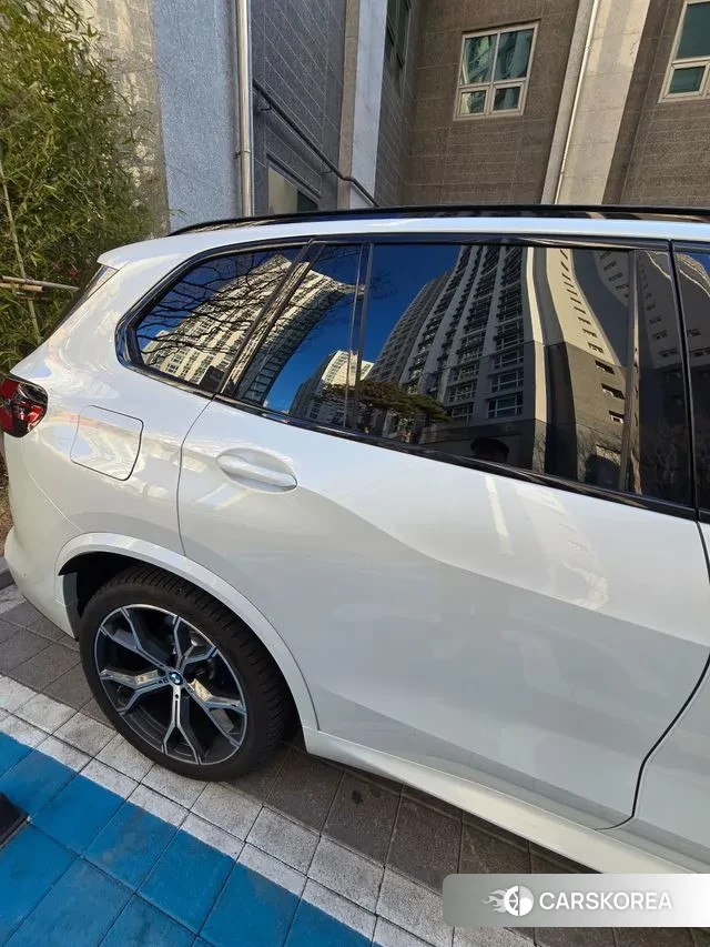 BMW X5 (G05) 2025 Белый из Кореи, фото 5